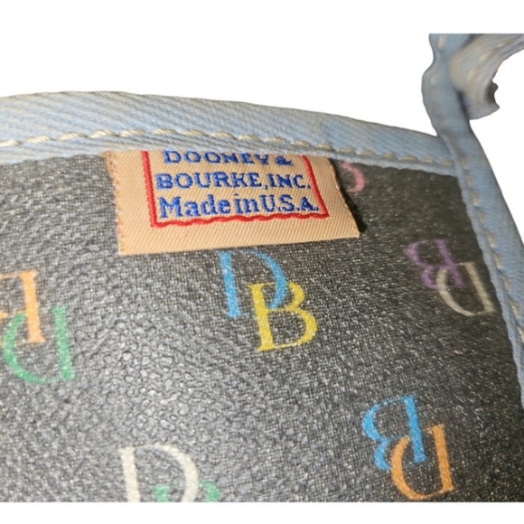 Vintage Dooney and Bourke purse - Picture 11 of 11